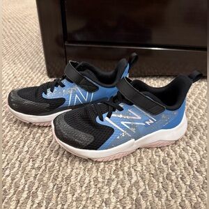 New Balance Kids' Rave Run v2